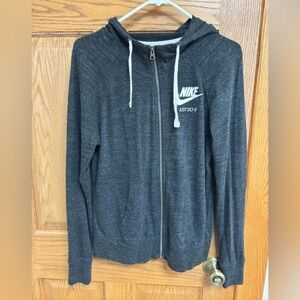 Women’s Nike sportswear gym vintage full zip